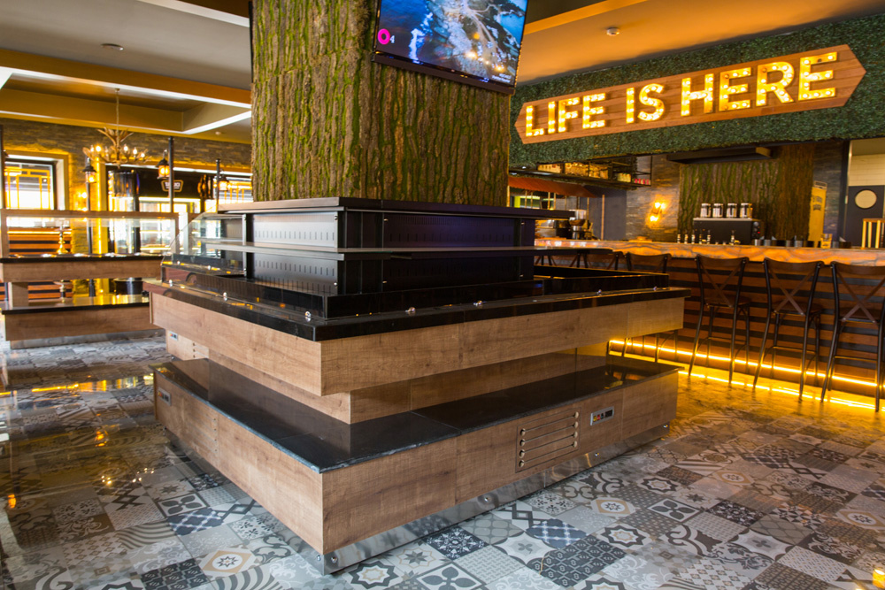 Woox Lounge Cafe & Restaurant